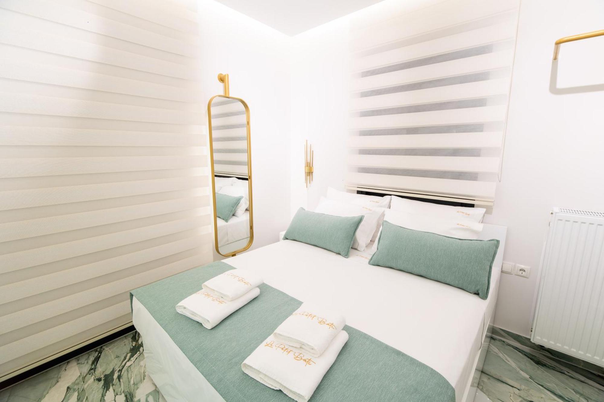 Luxury - Le Petit Bati Lägenhet Volos Exteriör bild